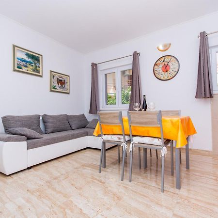 Apartmani Ferdi Трогир Экстерьер фото