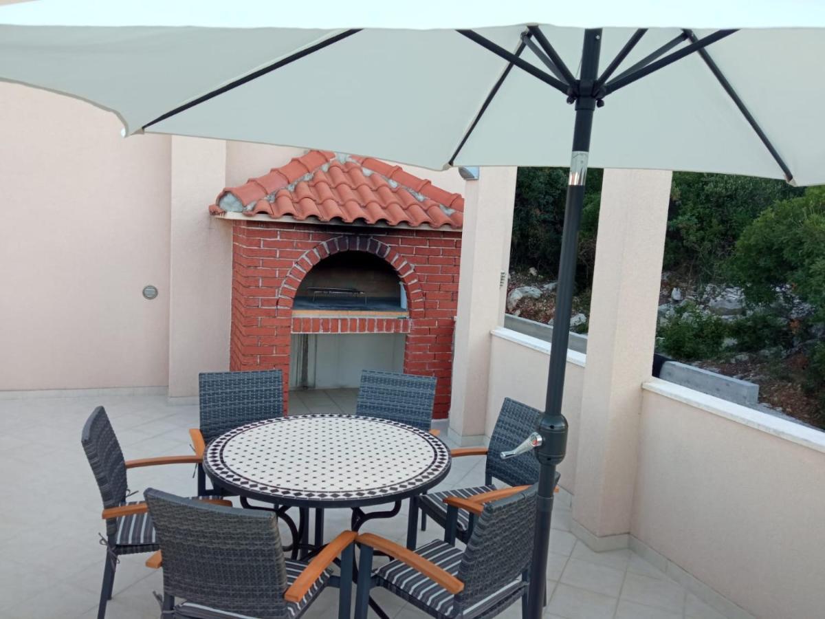 Apartmani Ferdi Трогир Экстерьер фото