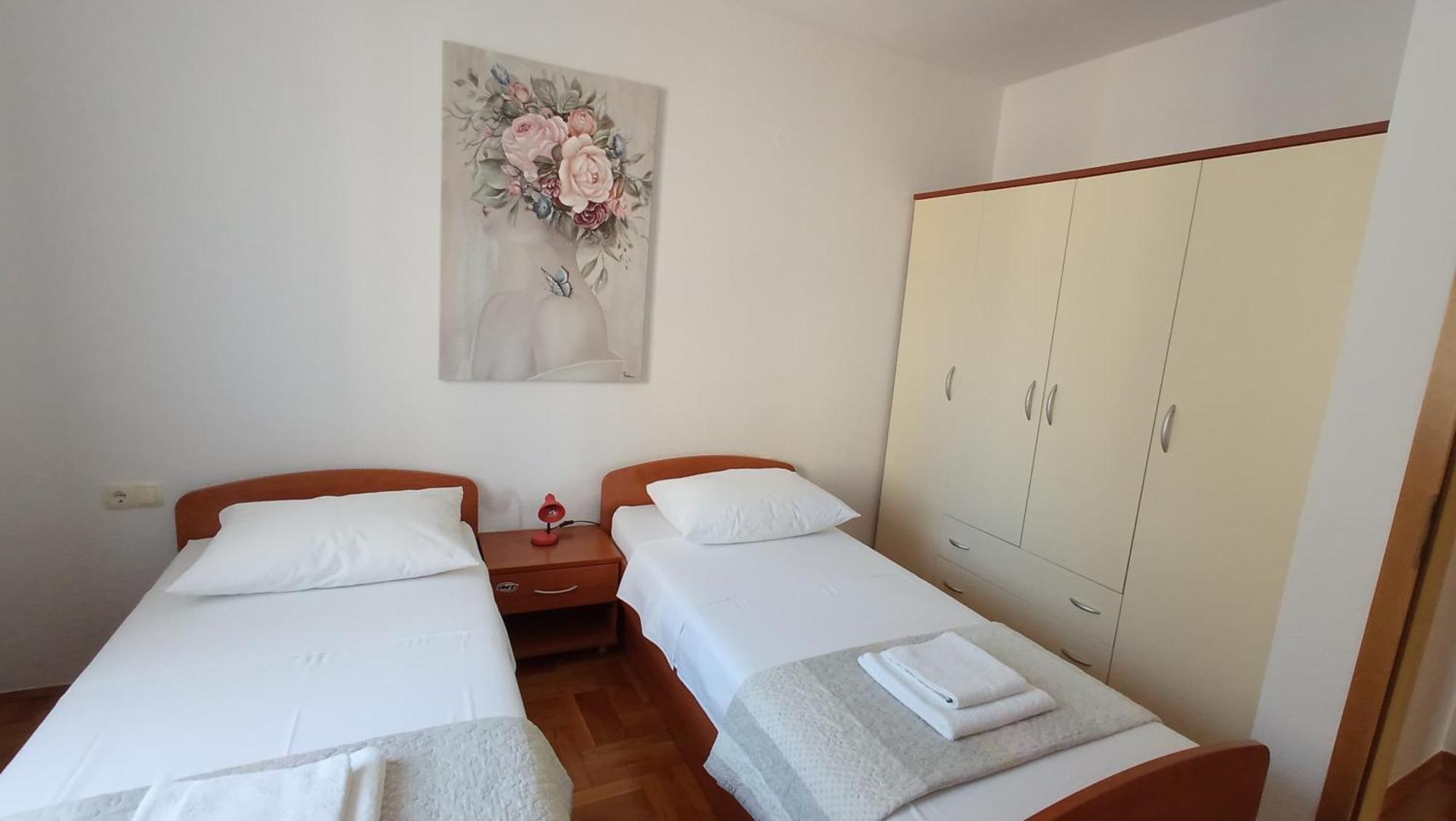 Apartmani Ferdi Трогир Экстерьер фото