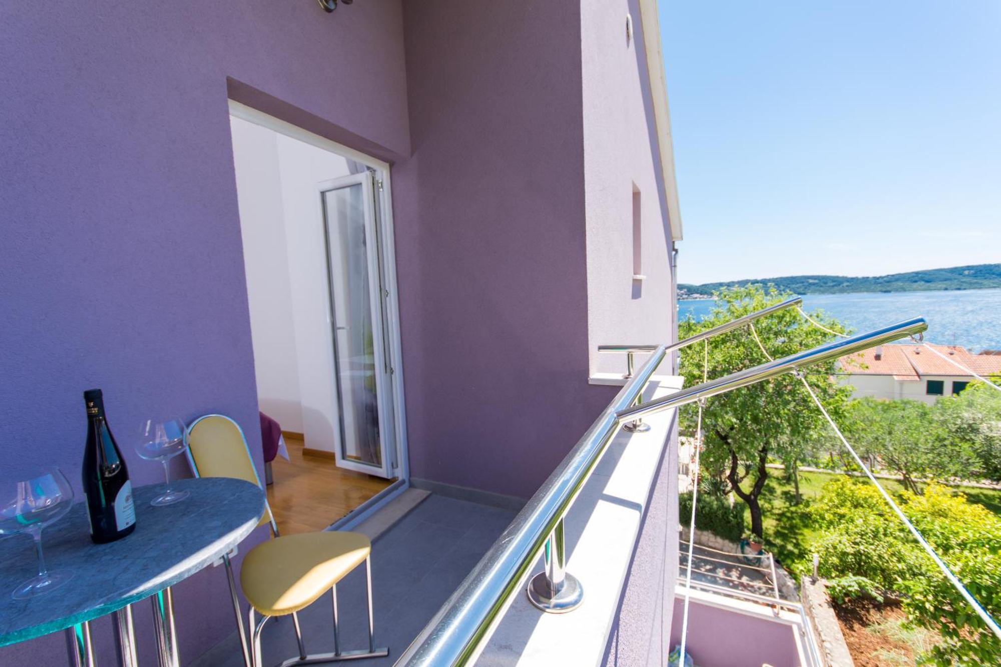 Apartmani Ferdi Трогир Экстерьер фото